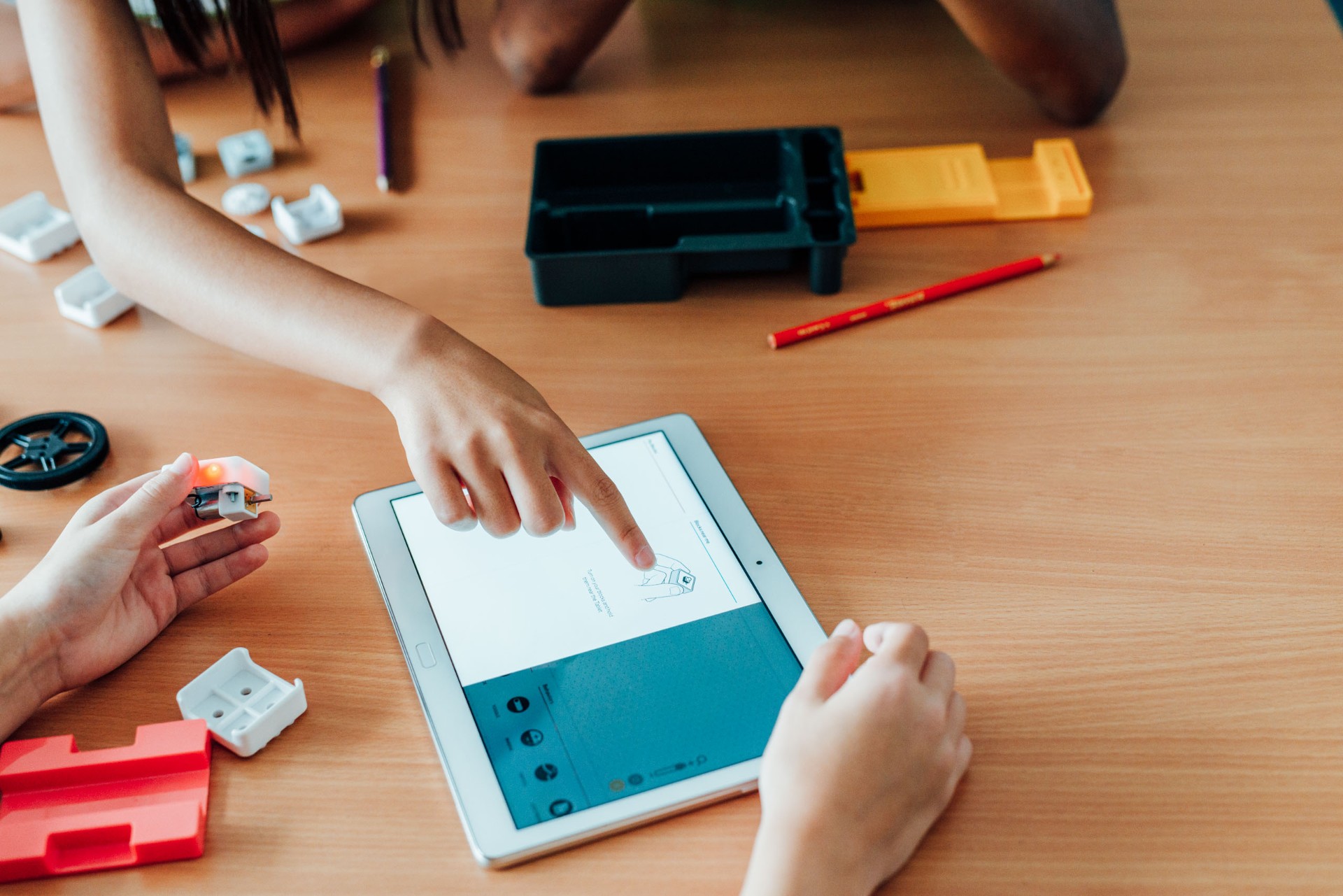 Step 03: Apply — K–5 STEAM classroom in action